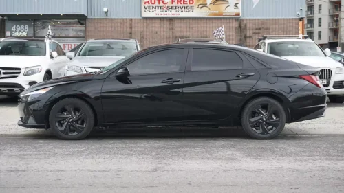 Hyundai Elantra  2023 — photo 5