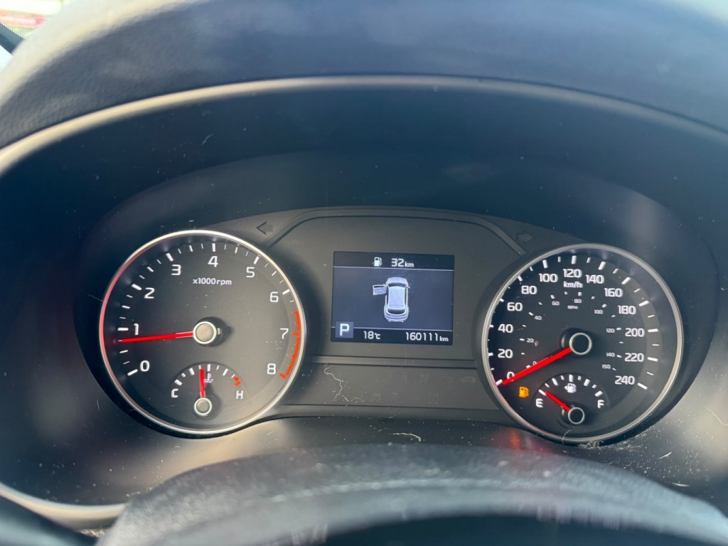 KIA Sportage LX 2022 — photo 15