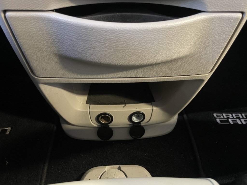 Dodge Grand Caravan SXT 2014 — photo 28