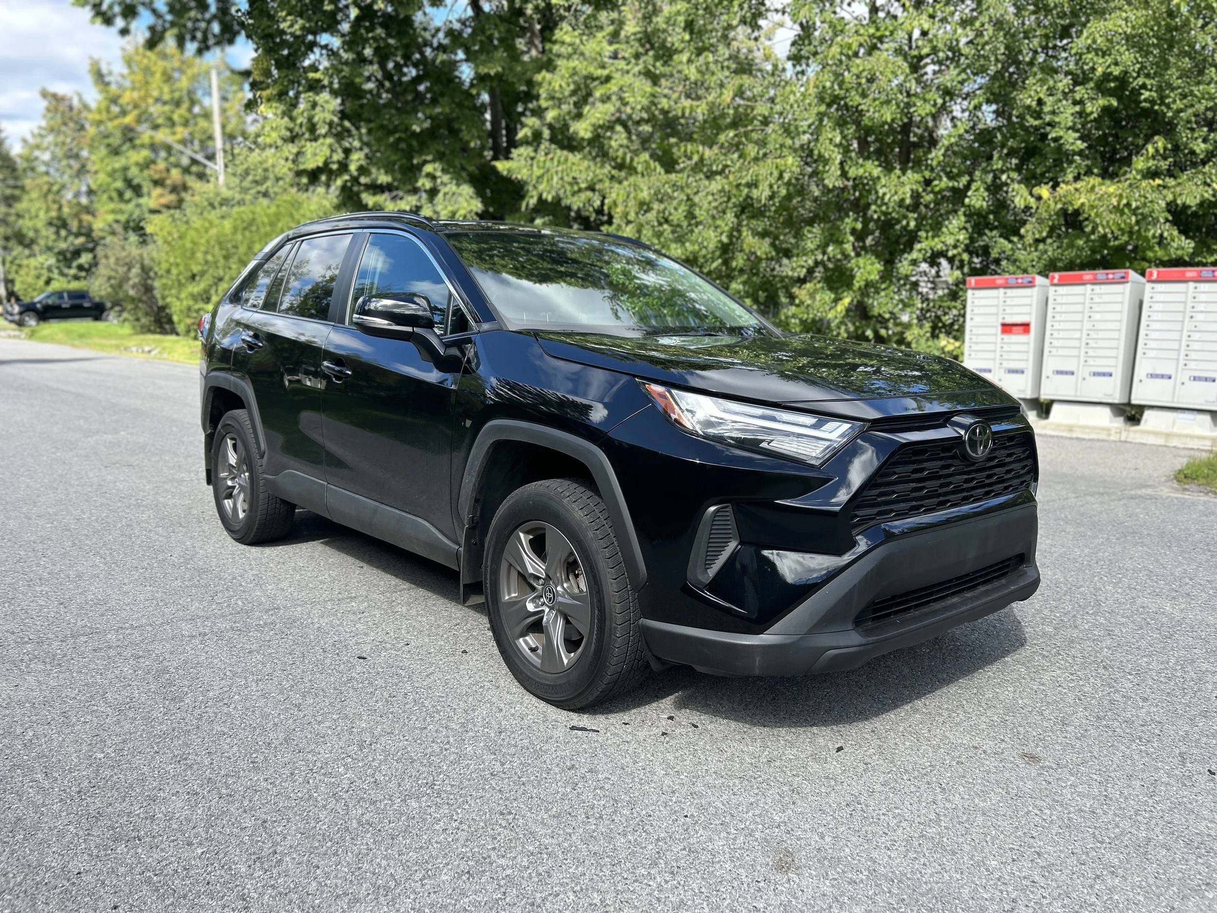 2024 Toyota RAV4 XLE — photo 3