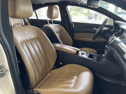 Mercedes-Benz CLS-Class CLS 550 2012 — photo 30