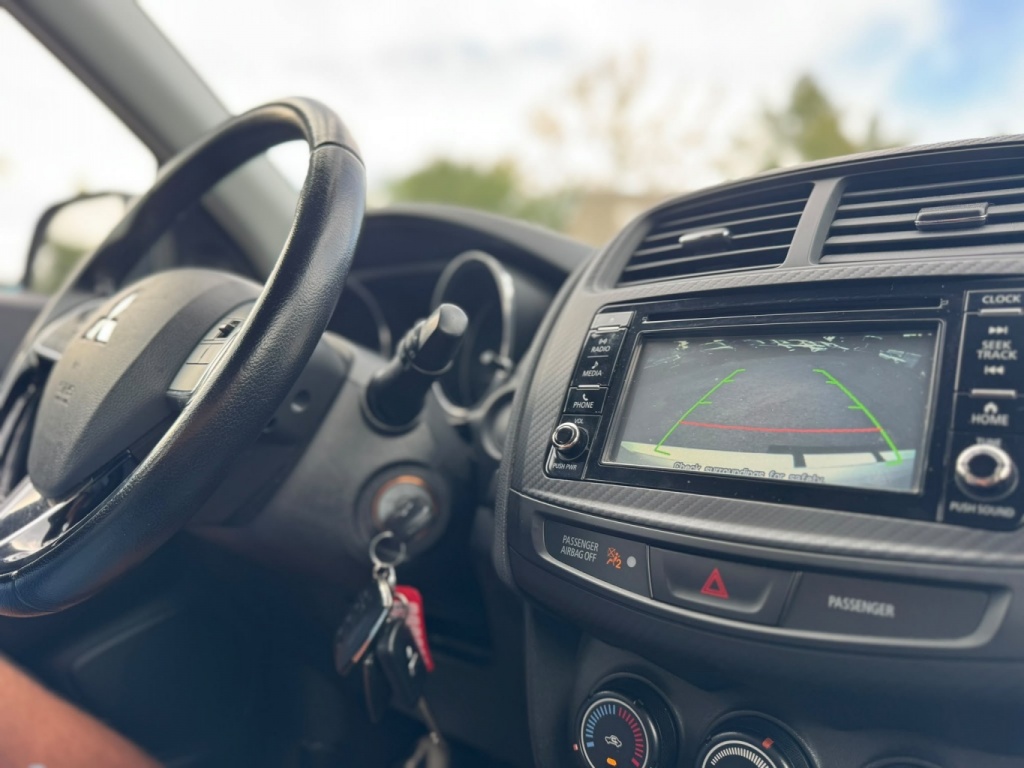 Mitsubishi RVR ES 2016 — photo 17
