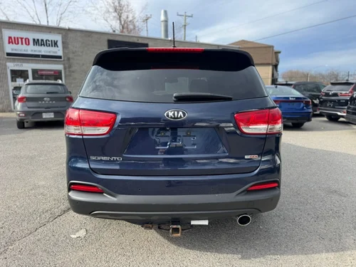 KIA Sorento LX+ 2 L turbo 2016 — photo 10