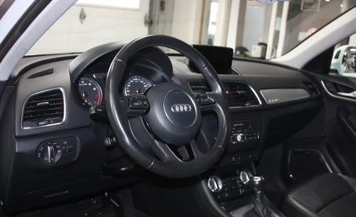 2015 AUDI Q3 — photo 10
