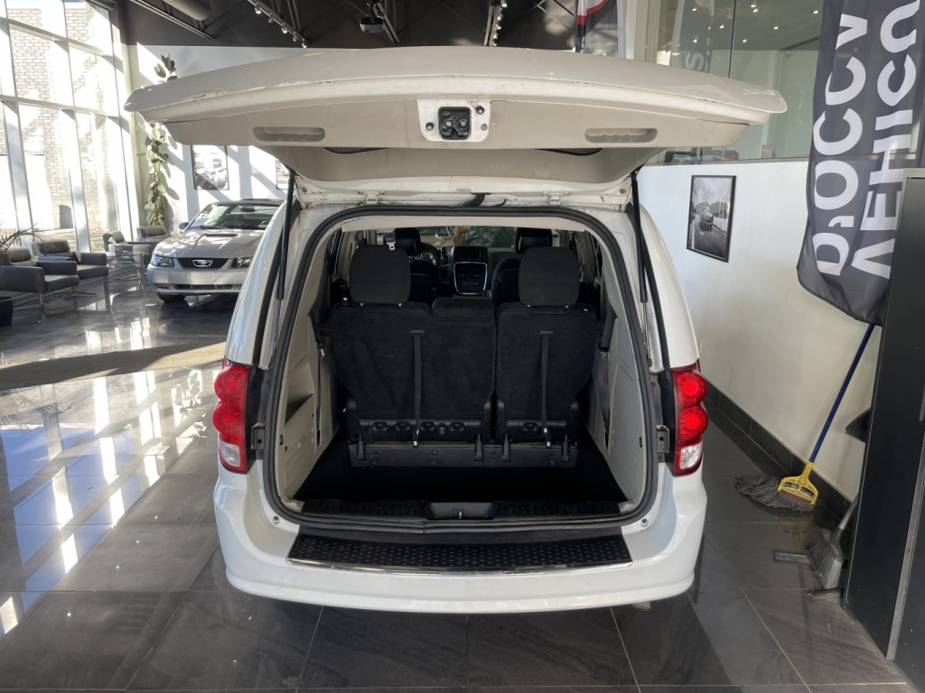 Dodge Grand Caravan Multiplaces 2015 — photo 8