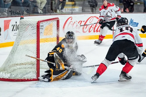 les-huskies-griffent-l-écart-dans-la-série