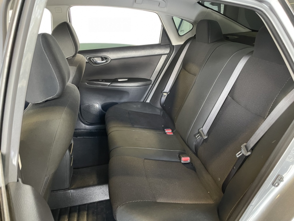 Nissan Sentra SV 2019 — photo 8