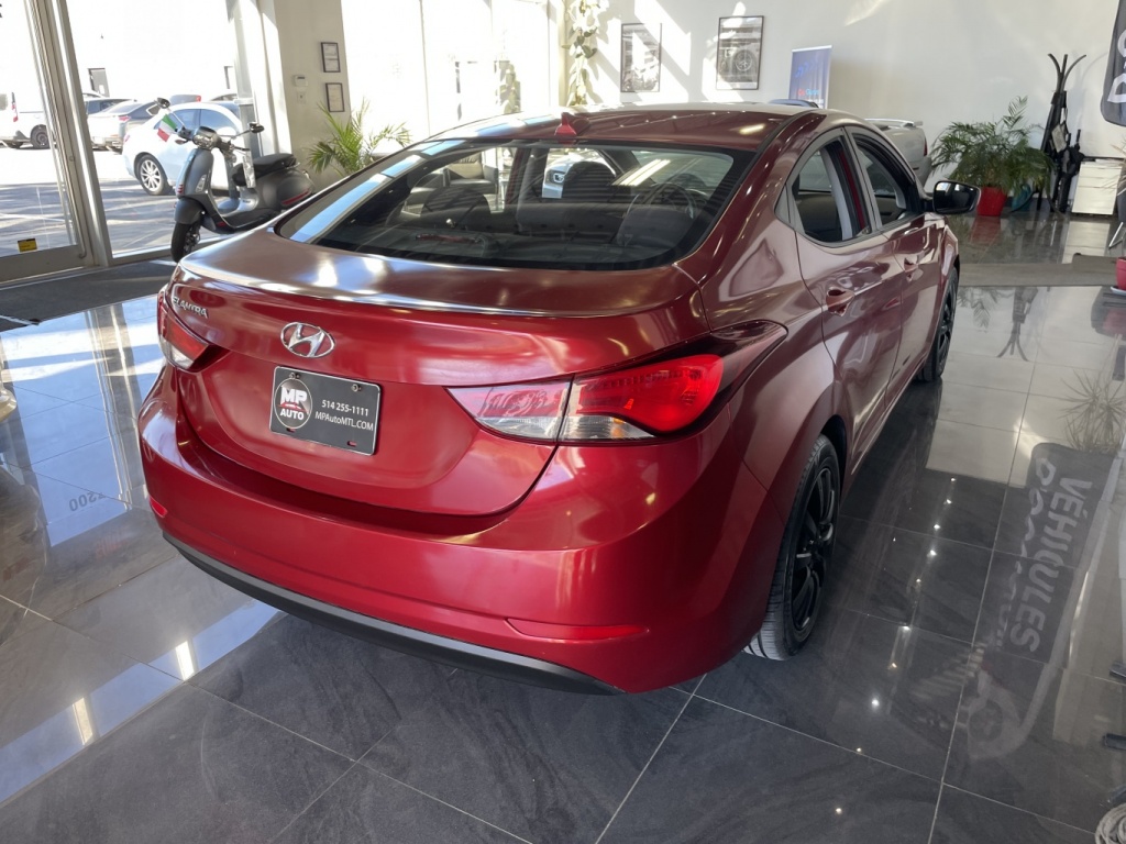 Hyundai Elantra GL 2016 — photo 6