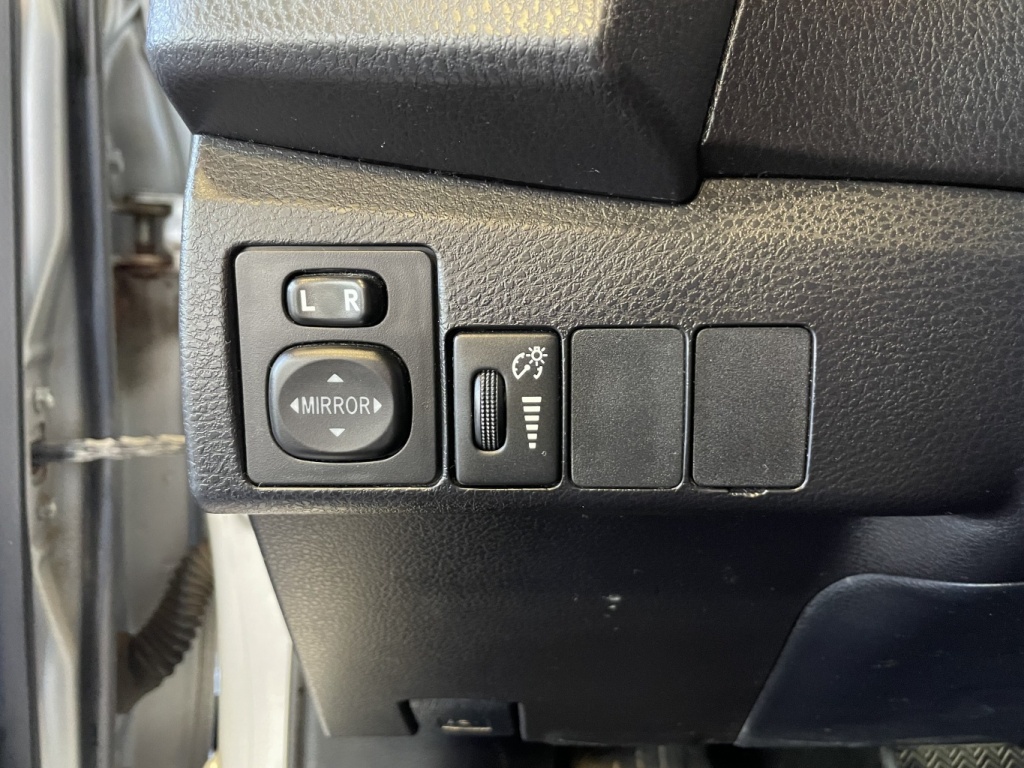 Toyota Corolla S 2015 — photo 18