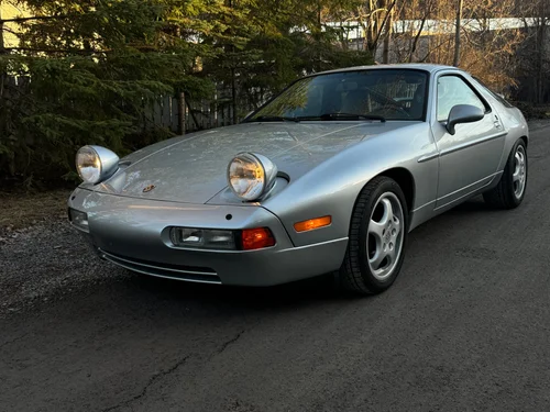 Porsche 928 GTS 1993 — photo 8