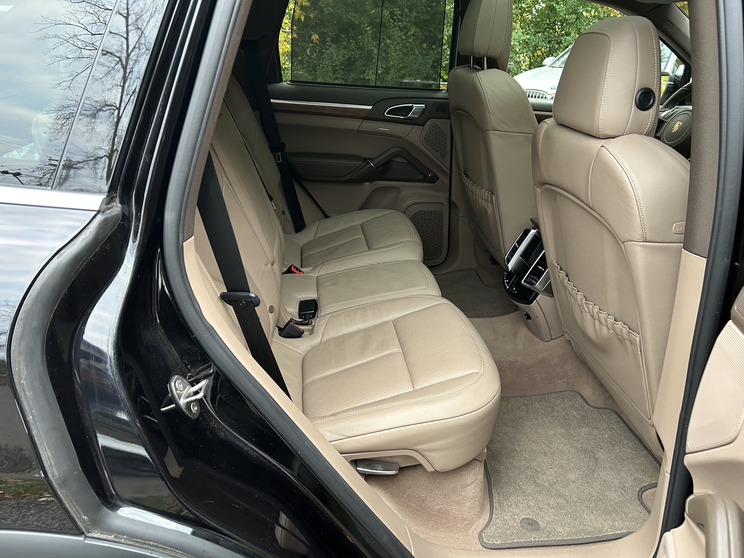 Porsche Cayenne S Hybrid 2011 — photo 12