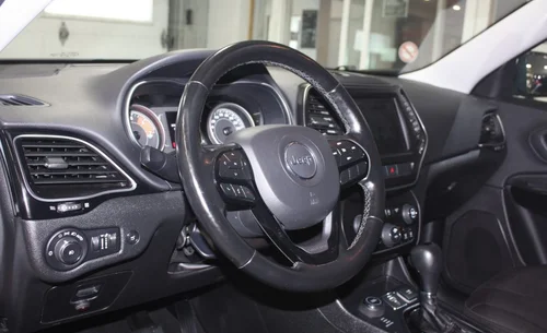 2020 JEEP CHEROKEE ALTITUDE 4X4 — photo 9