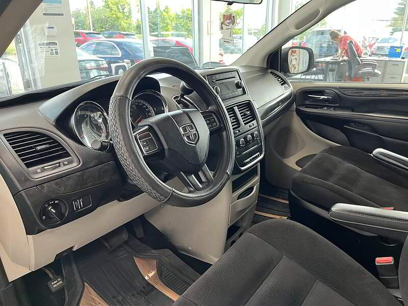 Dodge Grand Caravan 2017 Ensemble Valeur plus familiale 4 portes — photo 11