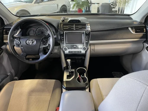 Toyota Camry LE 2014 — photo 12
