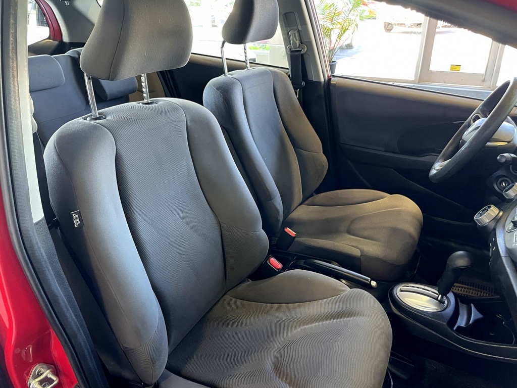 Honda Fit DX-A 2011 — photo 12