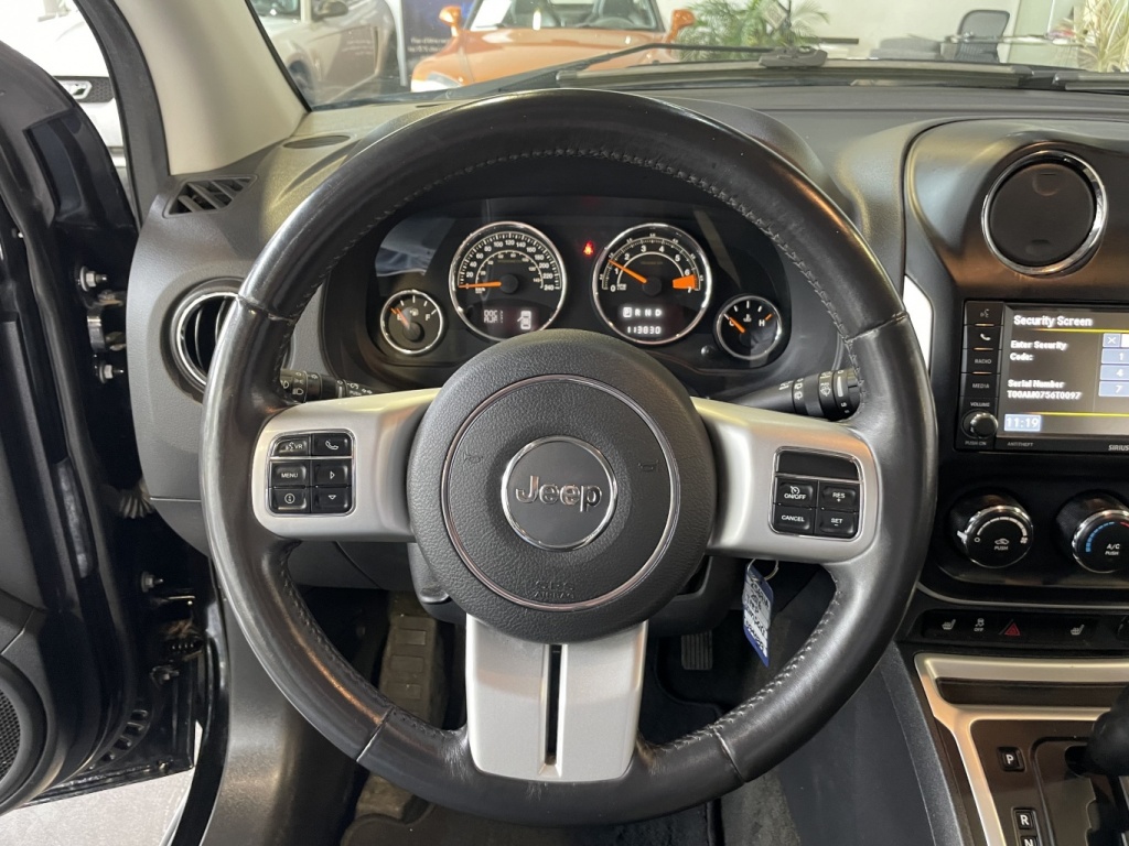 Jeep Compass Sport 2016 — photo 16