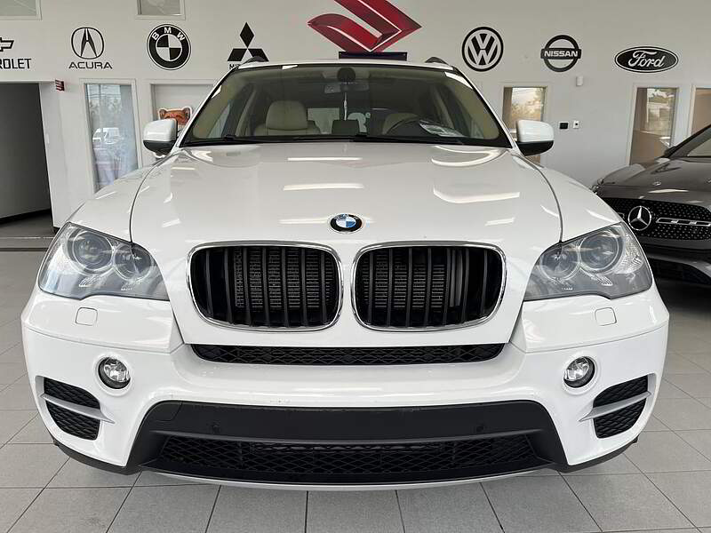 BMW X5 2012 35i + AWD + TOIT + GPS + CAMERA + CUIR + BLUETOOTH + BAS KM +++ — photo 2
