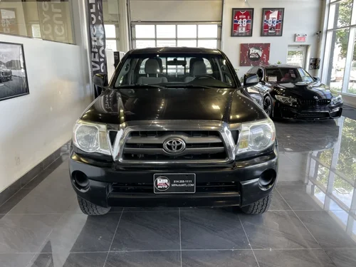 Toyota Tacoma  2010 — photo 2