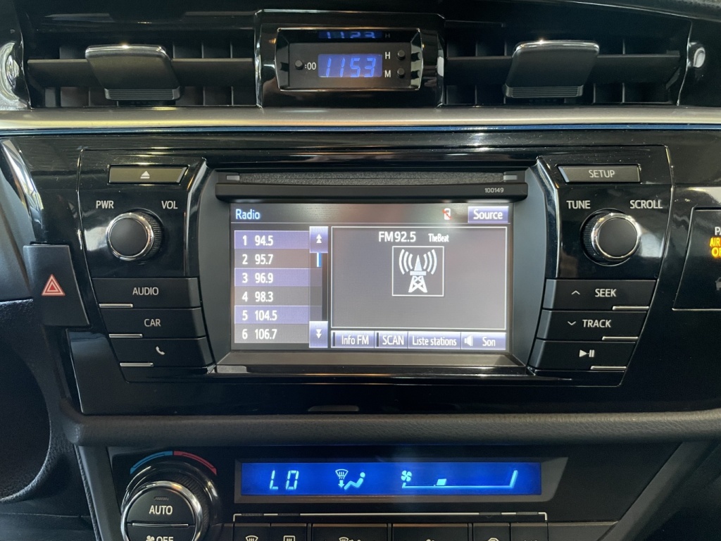 Toyota Corolla S 2015 — photo 22