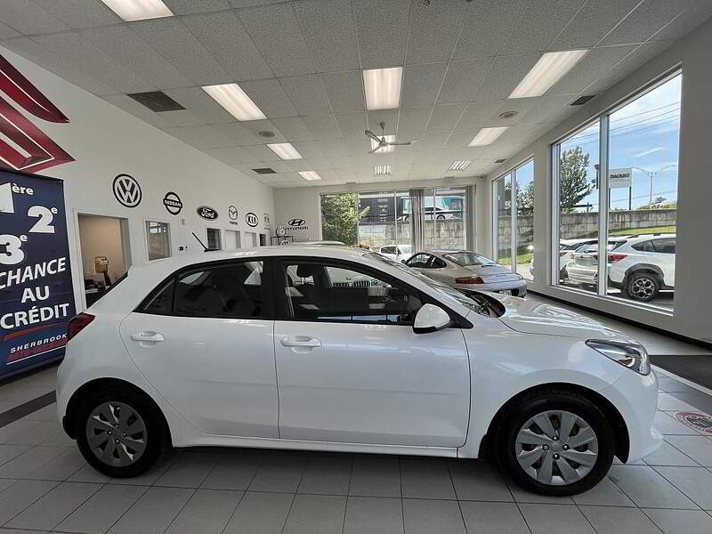 Kia Rio5 2020 LX / AUTO + CAMERA + BLUETOOTH ++++ — photo 4