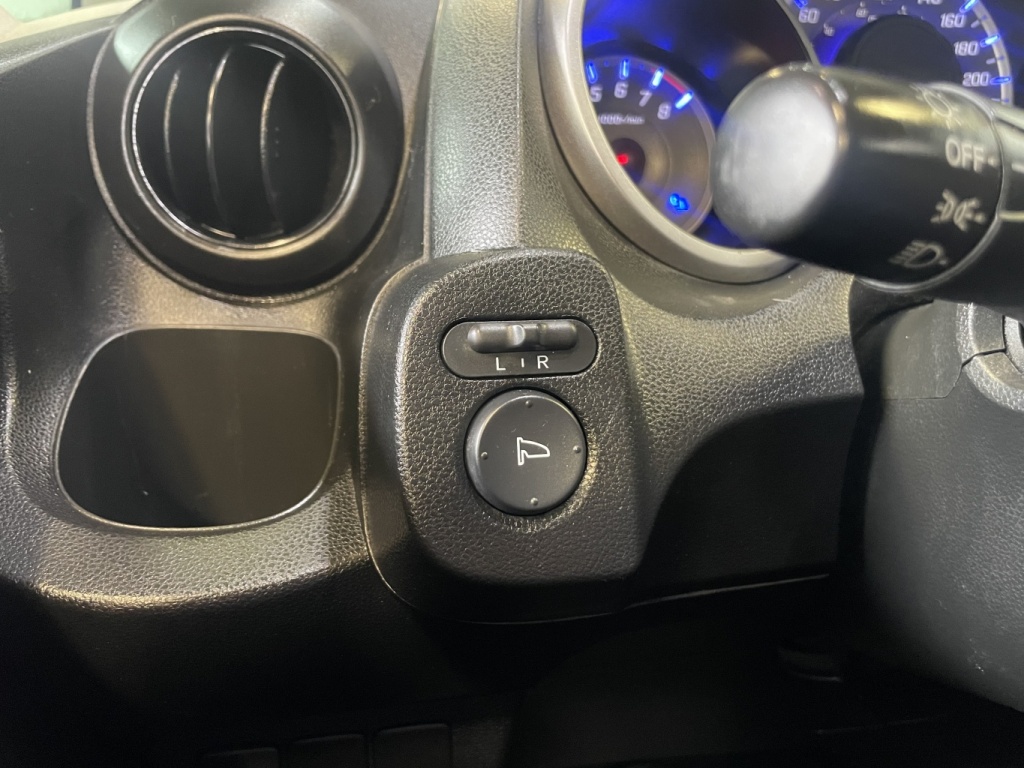 Honda Fit LX 2014 — photo 23