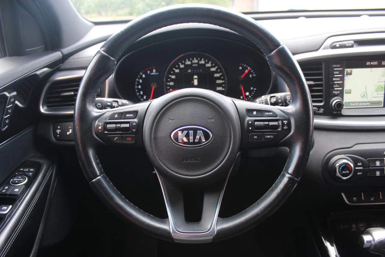 KIA Sorento — photo 13