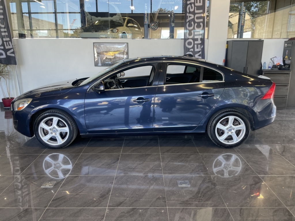 Volvo S60 T5 niveau I 2012 — photo 3