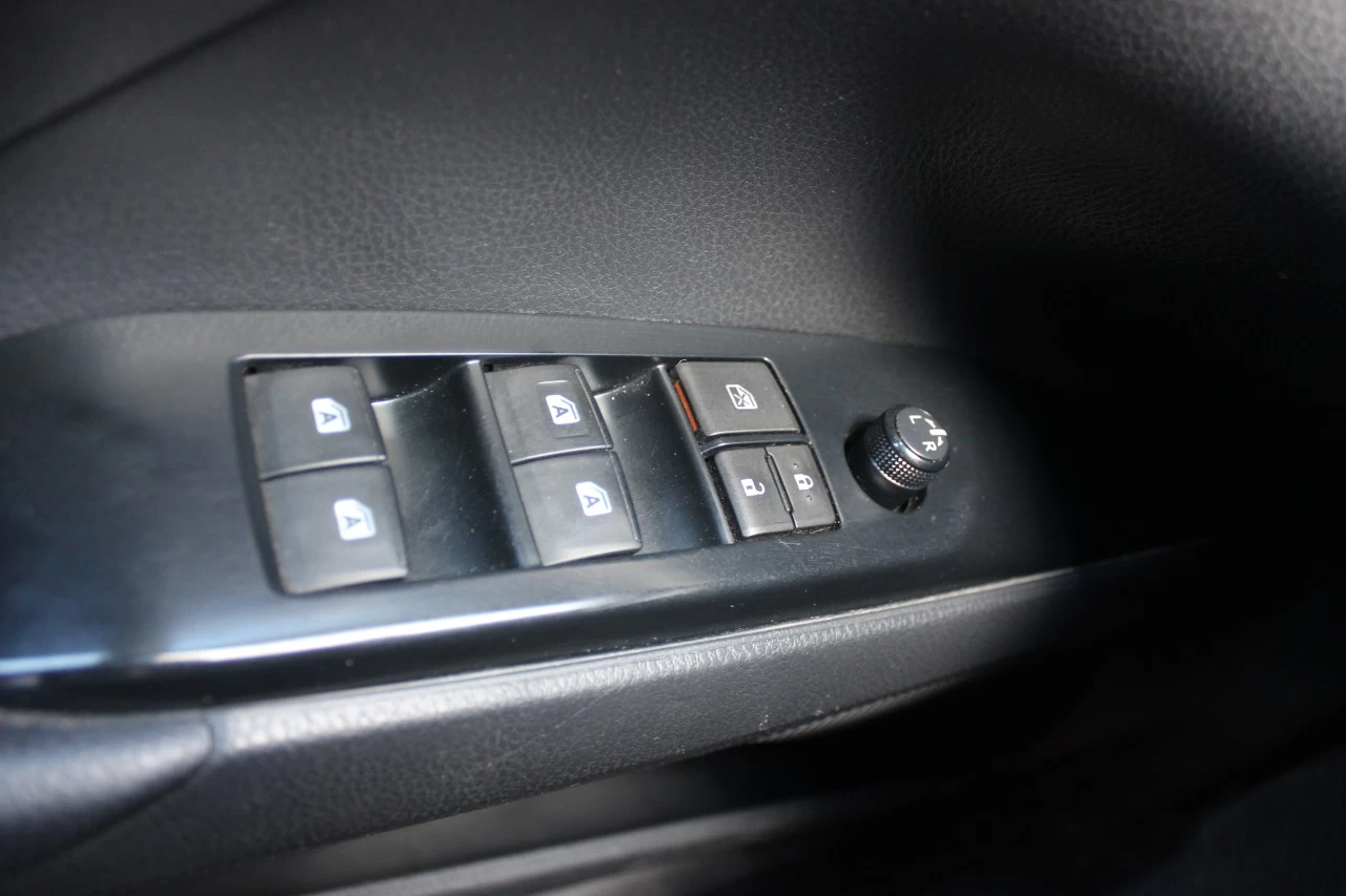TOYOTA Camry — photo 16