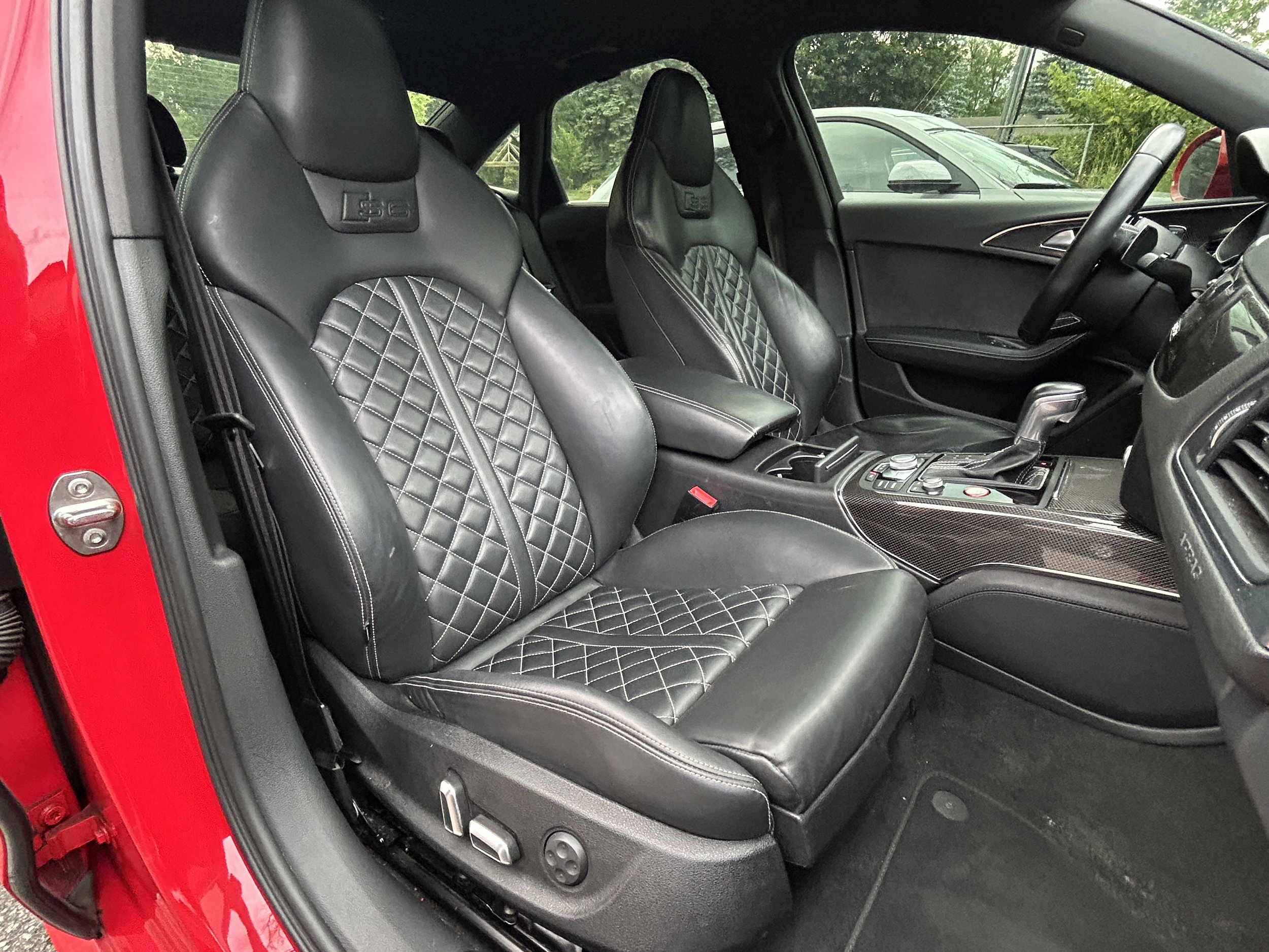 2016 Audi S6 Quattro Premium Plus - 4.0L V8 450HP — photo 11