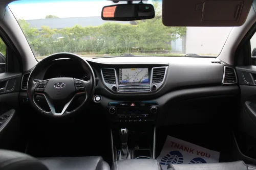 HYUNDAI Tucson — photo 9