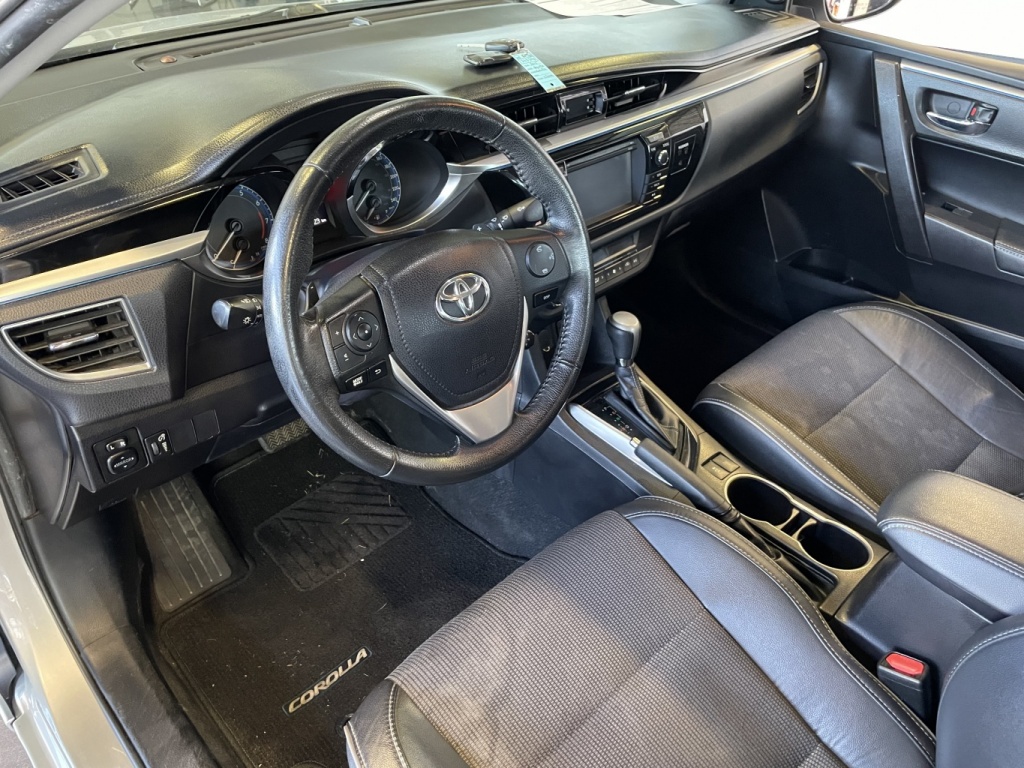 Toyota Corolla S 2015 — photo 16