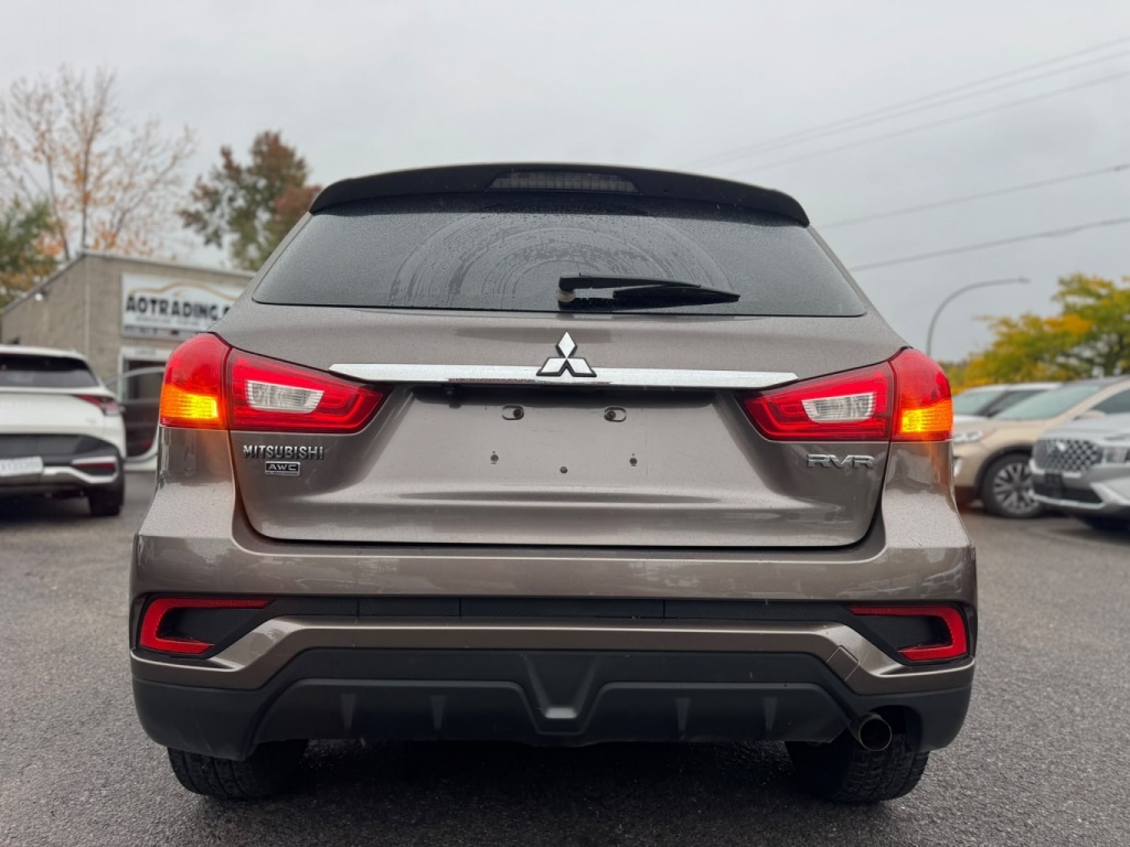 Mitsubishi RVR SE 2019 — photo 16