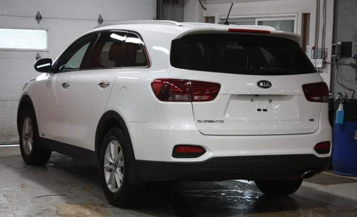2019 KIA SORENTO LX AWD 2.4L 5 PASSAGERS — photo 4