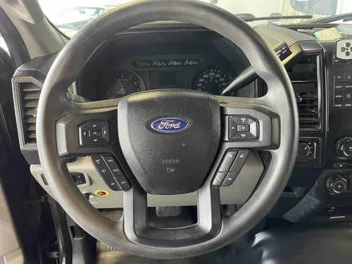 Ford F-150 XLT 2016 — photo 18