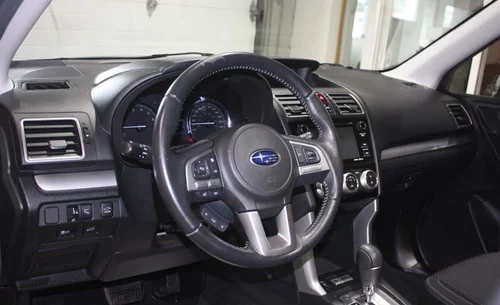 2018 SUBARU FORESTER TOURING AWD — photo 10