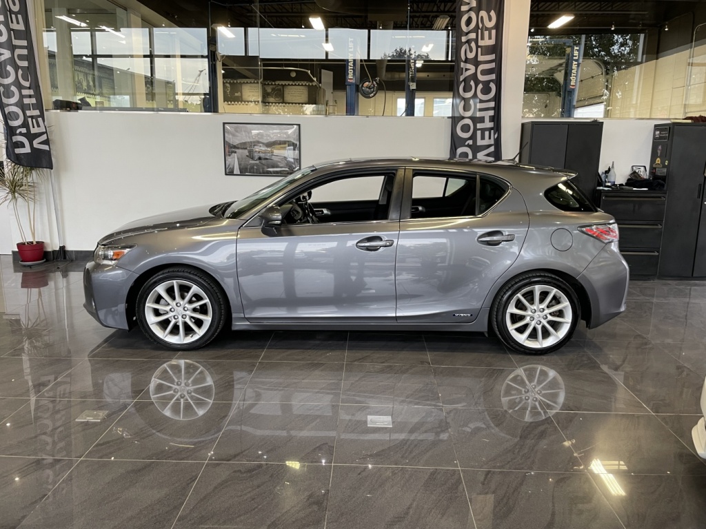 Lexus CT 200h  2012 — photo 4