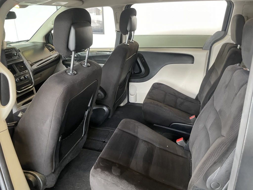 Dodge Grand Caravan SXT 2014 — photo 12