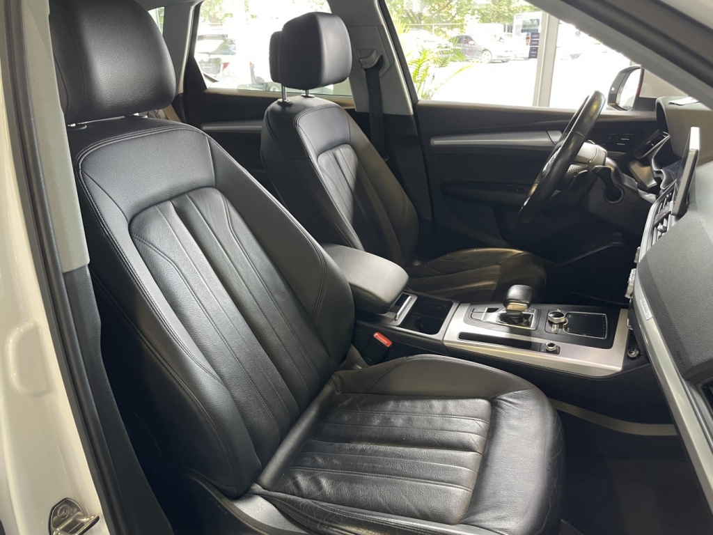 Audi Q5 Progressiv 2018 — photo 15