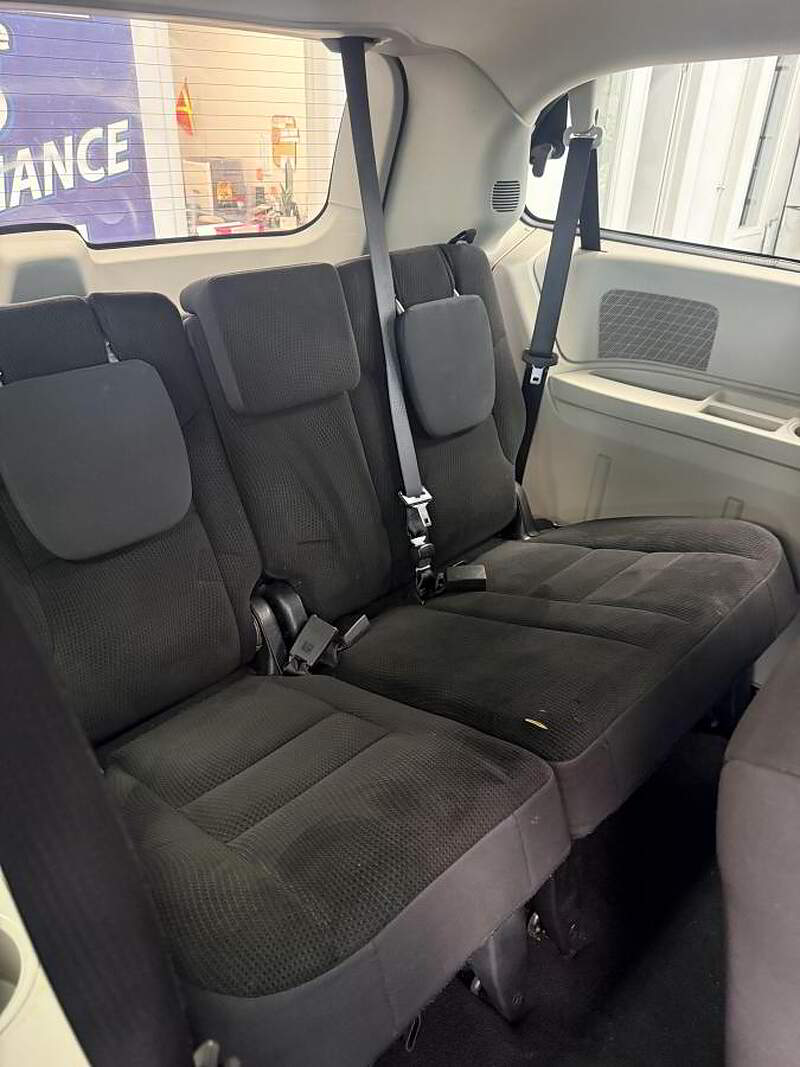 Dodge Grand Caravan 2019 VALEUR PACKAGE / AUTO + + BLUETOOTH +++ — photo 16