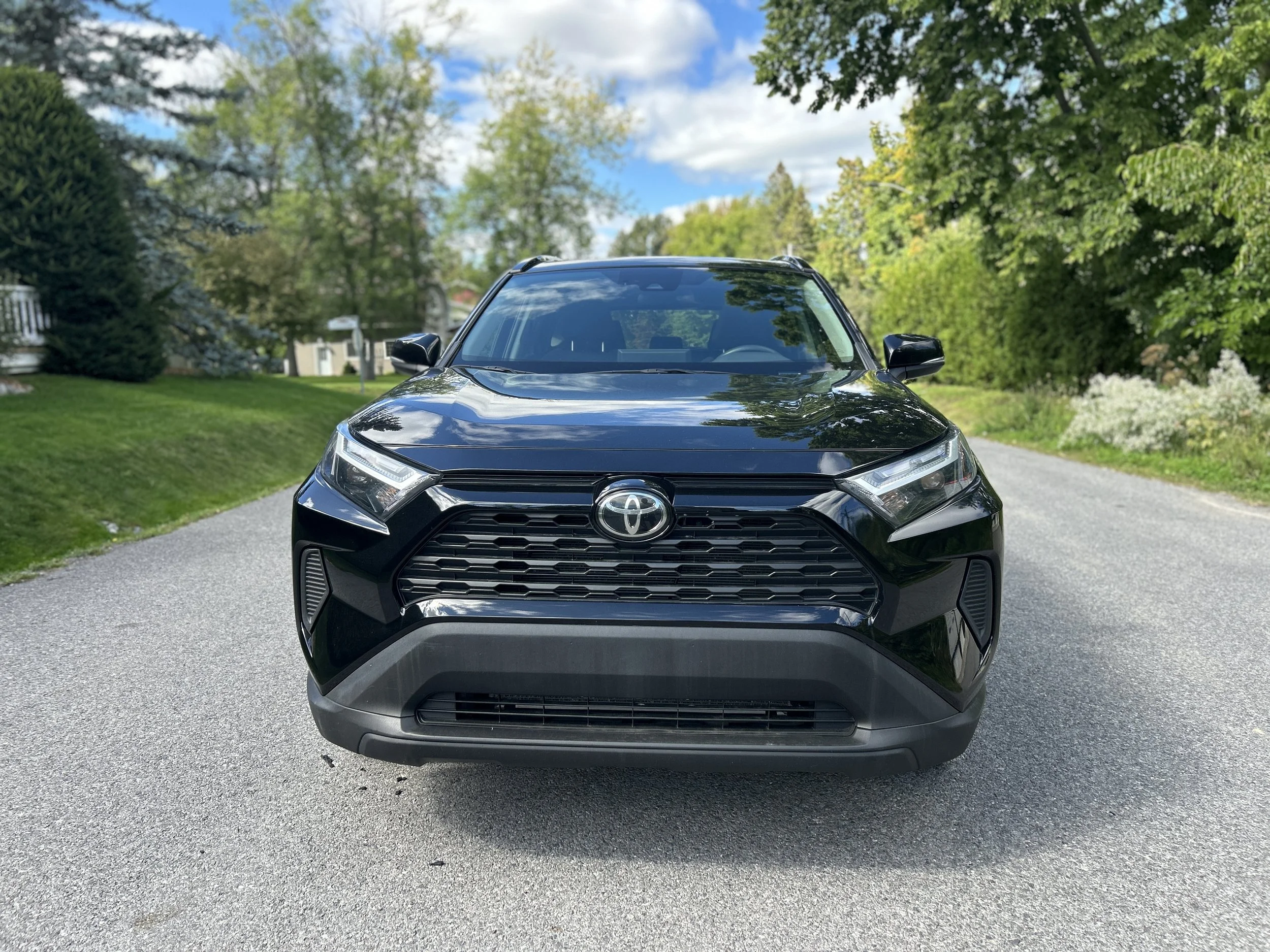 2024 Toyota RAV4 XLE — photo 2