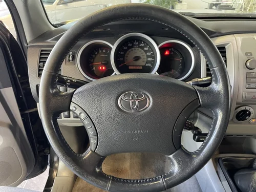 Toyota Tacoma  2010 — photo 16