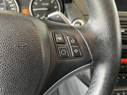 BMW X1 28i 2012 — photo 17