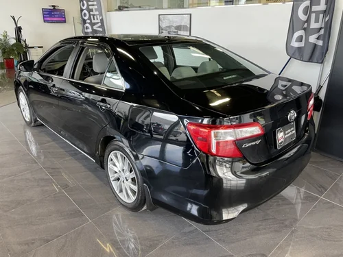 Toyota Camry LE 2014 — photo 5