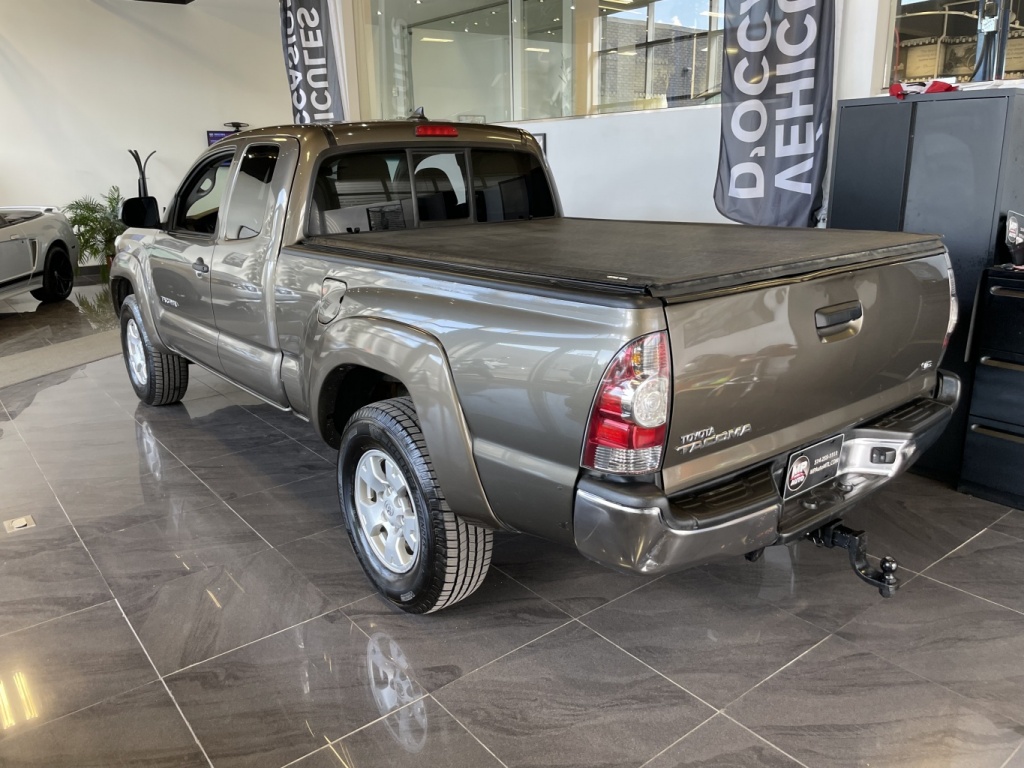 Toyota Tacoma  2012 — photo 5