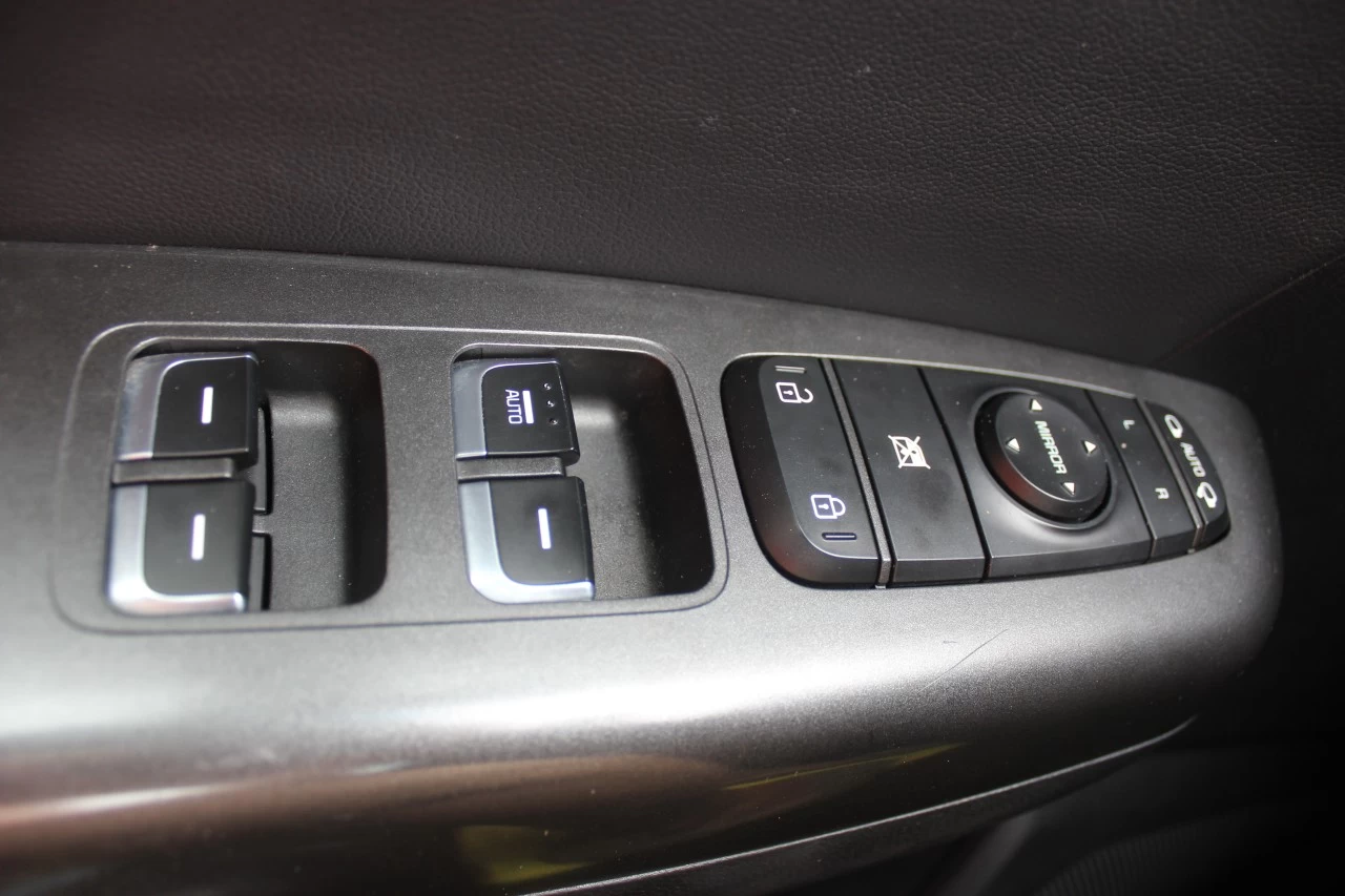 KIA Sportage — photo 17