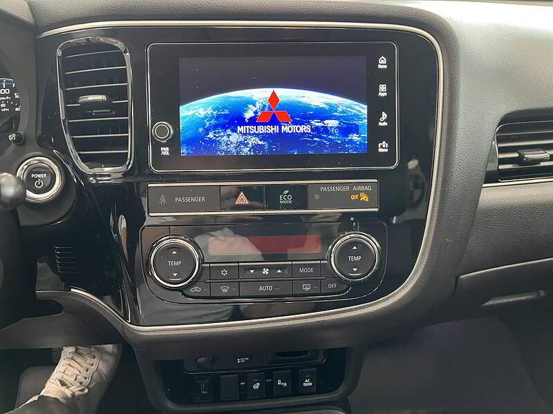 Mitsubishi Outlander PHEV 2019 GT / + AUTO + TOIT + CAMERA + BLUETOOTH + BAS KM ++++ — photo 17