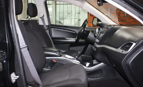 2019 DODGE JOURNEY SE — photo 8