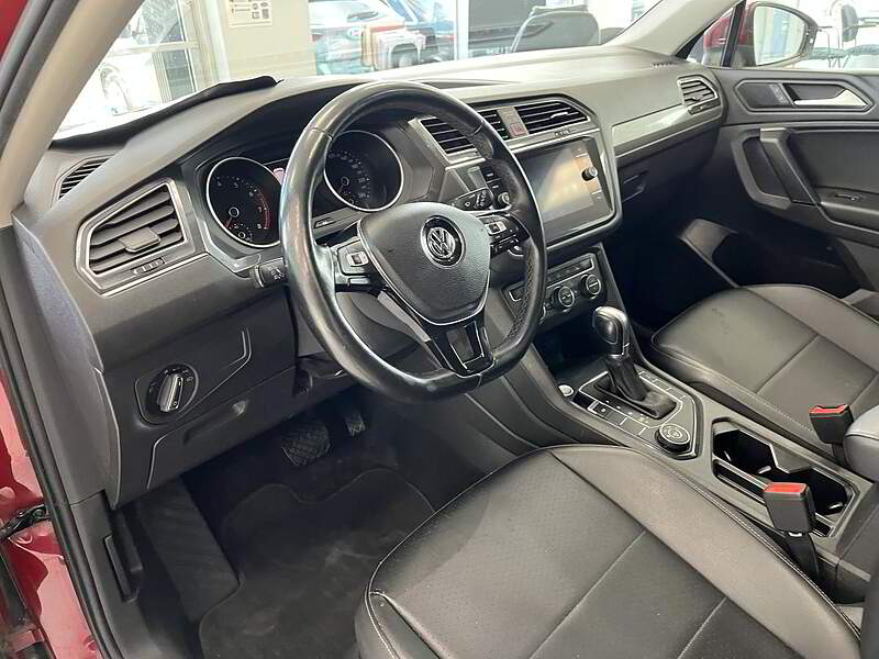 Volkswagen Tiguan 2019 COMFORTLINE / TOIT + CAMERA + CUIR + BLUETOOTH ++++ — photo 11