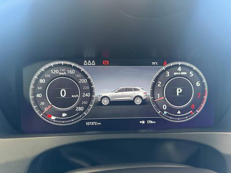 Jaguar F-PACE 2020 S / TOIT + GPS + CAMERA + CUIR + BLUETOOTH + BAS KM +++ — photo 12