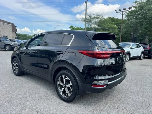 KIA Sportage LX 2021 — photo 9